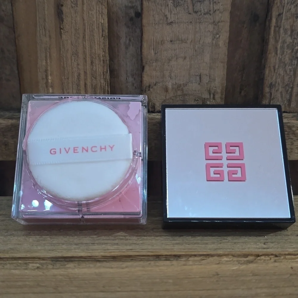 Givenchy Prisme Libre Blush-2 Taffetas Rose-vivid pink